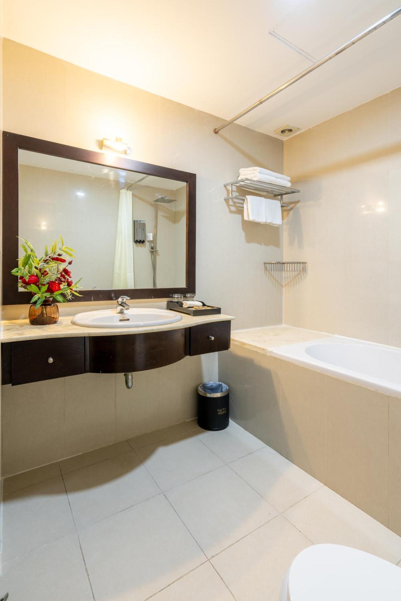 La Bonita Boutique Hotel Хошимин Экстерьер фото
